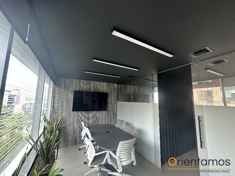 Oficina disponible para el arriendo en Medellín el codigo es 21385 foto numero 8