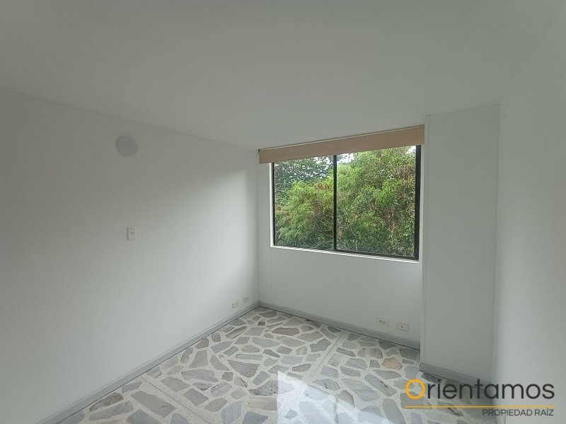 Apartamento disponible para el arriendo en Medellín el codigo es 21468 foto numero 14