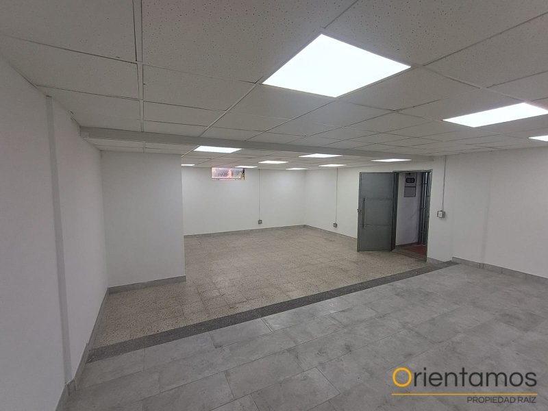 Local para el arriendo en Medellín - Belen el codigo es 21299 foto numero 2