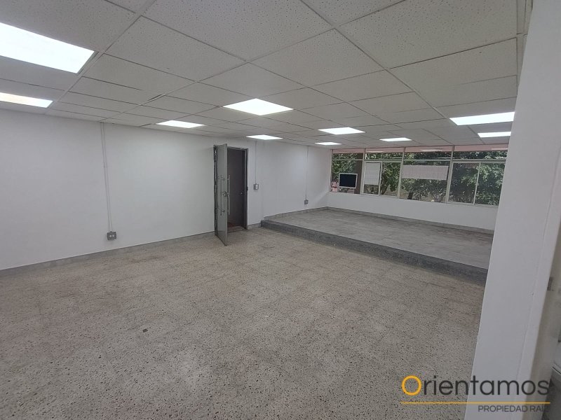 Local para el arriendo en Medellín - Belen el codigo es 21299 foto numero 5