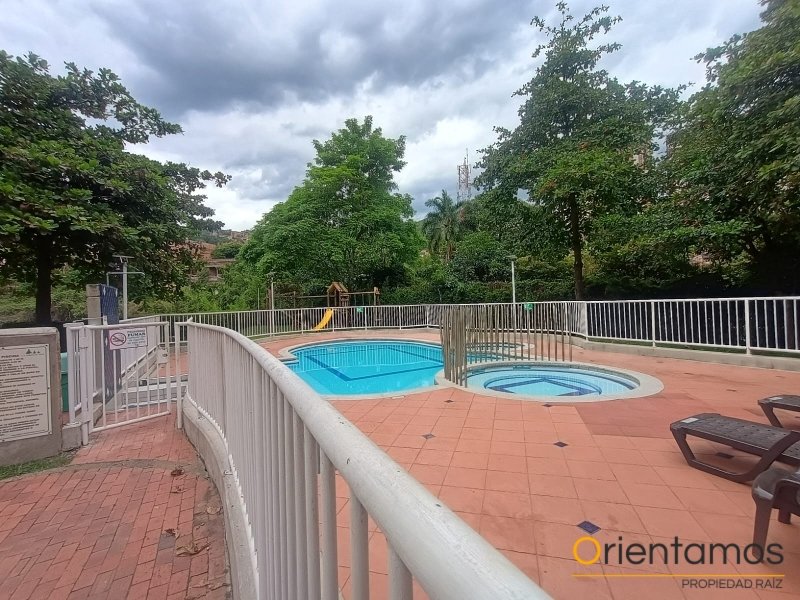 Apartamento disponible para el arriendo en Medellín el codigo es 21468 foto numero 19