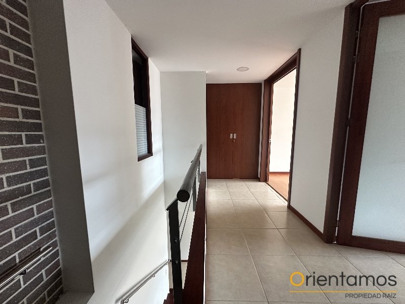 Apartamento disponible para el arriendo en Medellín el codigo es 21357 foto numero 7