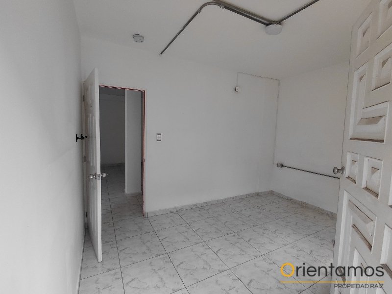 Casa-local disponible para el arriendo en Medellín el codigo es 16889 foto numero 7