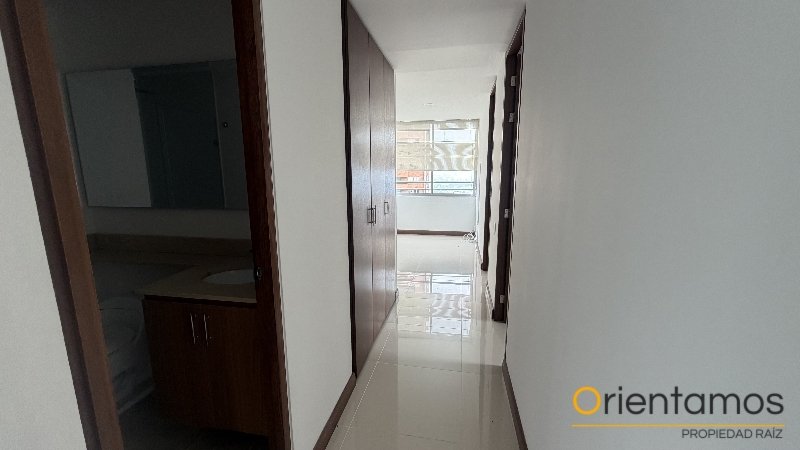 Apartamento disponible para el arriendo en Medellín el codigo es 21296 foto numero 7