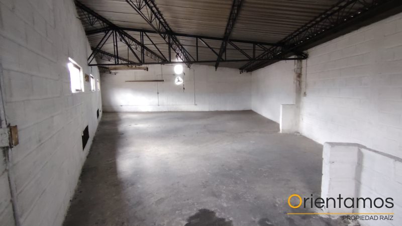 Bodega disponible para el arriendo en Medellín el codigo es 20537 foto numero 4