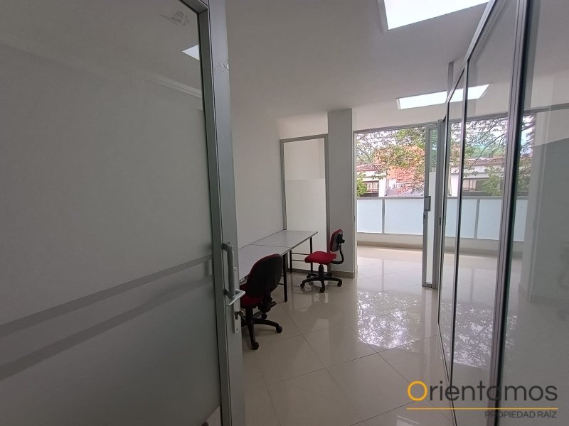 Oficina disponible para el arriendo en Medellín el codigo es 21325 foto numero 6