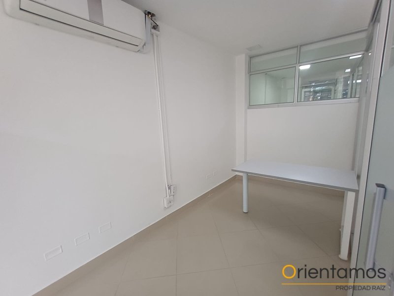 Oficina disponible para el arriendo en Medellín el codigo es 21325 foto numero 9