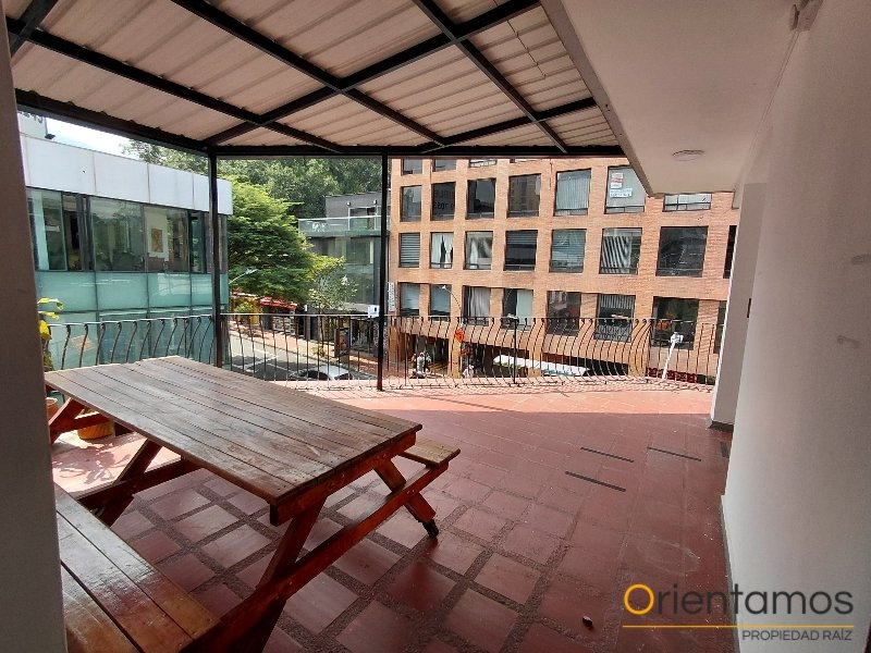Casa-local disponible para el arriendo en Medellín el codigo es 16889 foto numero 17