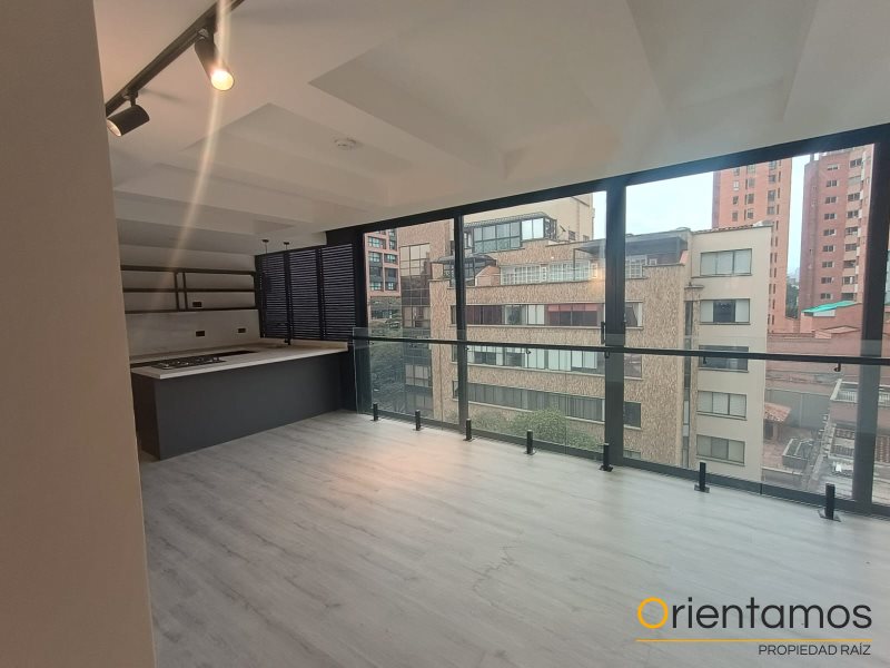 Apartamento disponible para el arriendo en Medellín el codigo es 21042 foto numero 2