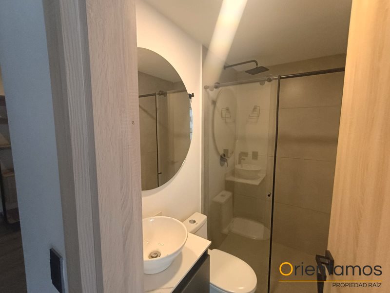 Apartamento disponible para el arriendo en Medellín el codigo es 21042 foto numero 8