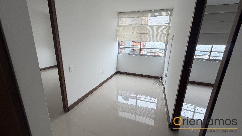 Apartamento disponible para el arriendo en Medellín el codigo es 21296 foto numero 9