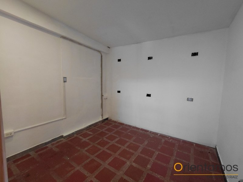 Casa-local disponible para el arriendo en Medellín el codigo es 16889 foto numero 21