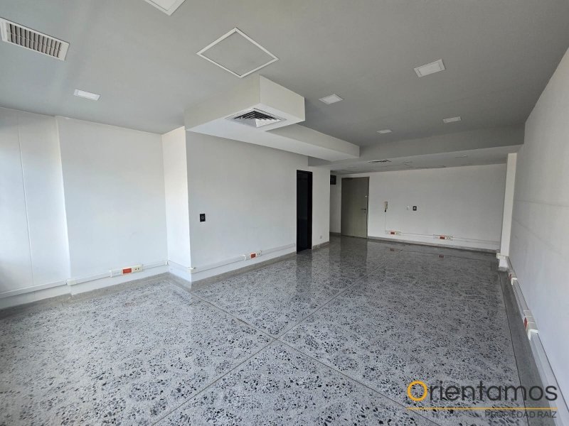 Oficina disponible para el arriendo en Medellín el codigo es 6865 foto numero 4
