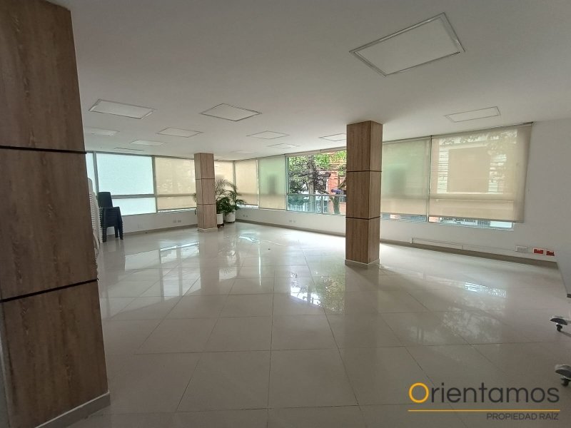 Oficina disponible para el arriendo en Medellín el codigo es 21323 foto numero 4