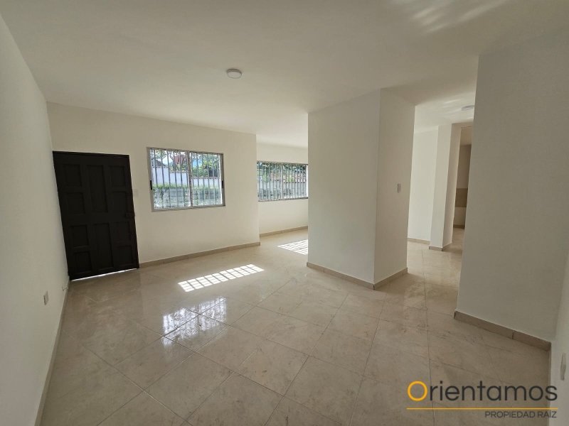 Casa disponible para el arriendo en Envigado el codigo es 21565 foto numero 2