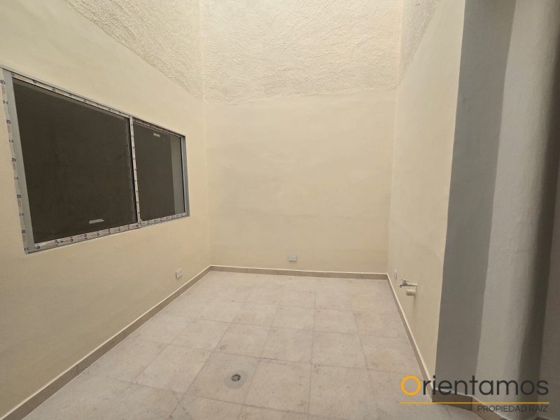 Casa disponible para el arriendo en Envigado el codigo es 21565 foto numero 15