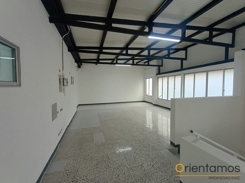 Casa-local disponible para venta o arriendo en Medellín el codigo es 19007 foto numero 8
