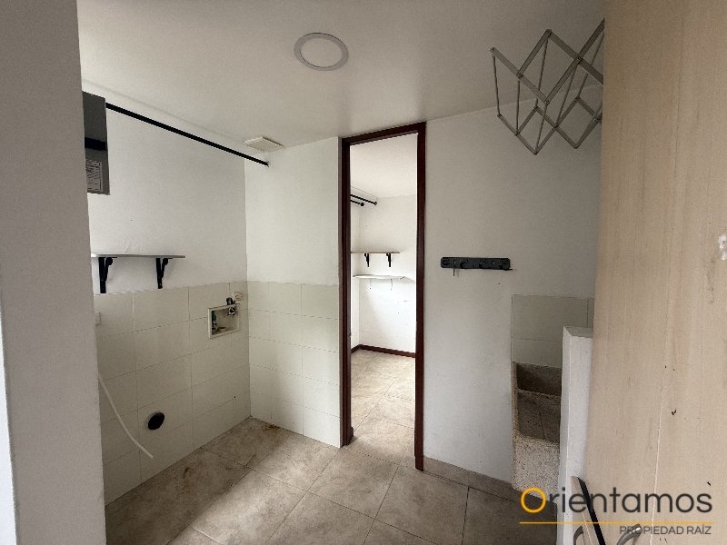 Casa disponible para venta o arriendo en Medellín el codigo es 21645 foto numero 20
