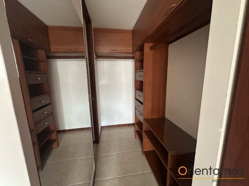 Apartamento disponible para el arriendo en Medellín el codigo es 21357 foto numero 9