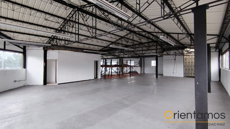 Bodega disponible para el arriendo en Medellín el codigo es 20485 foto numero 3