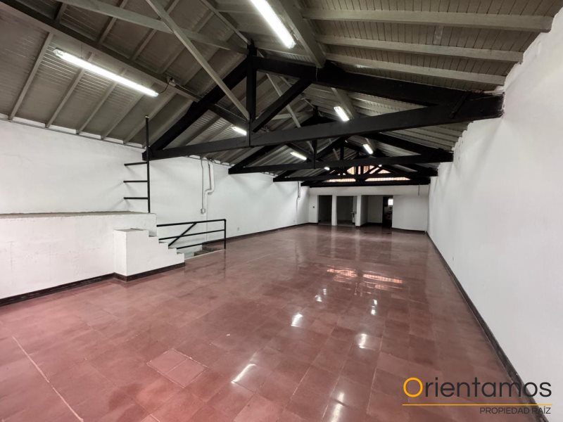 Bodega disponible para el arriendo en Medellín el codigo es 15809 foto numero 3