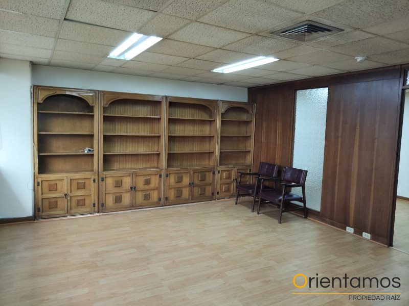 Oficina disponible para el arriendo en Medellín el codigo es 20682 foto numero 3