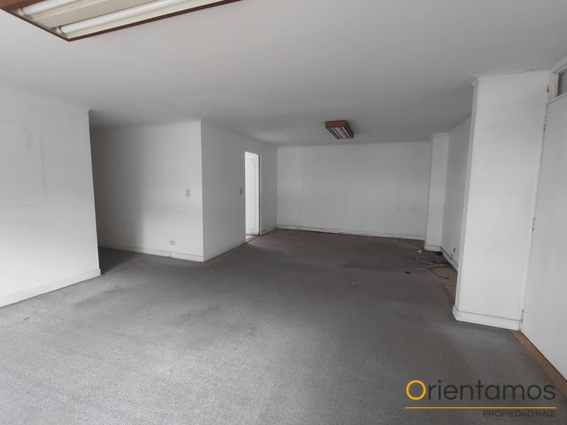 Oficina disponible para el arriendo en Medellín el codigo es 5060 foto numero 2