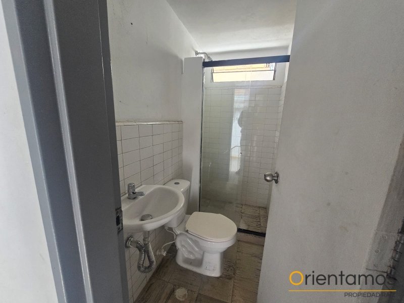 Casa-local disponible para el arriendo en Medellín el codigo es 20624 foto numero 9