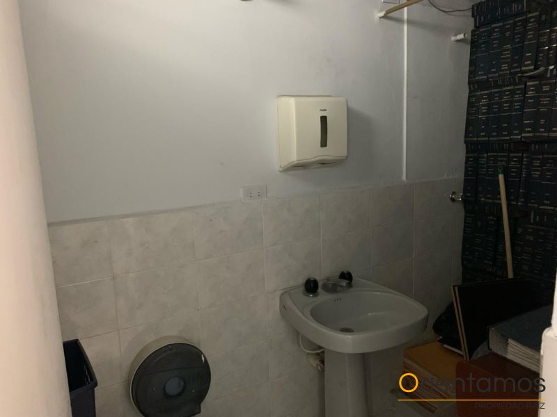 Casa-local disponible para el arriendo en Medellín el codigo es 19011 foto numero 10