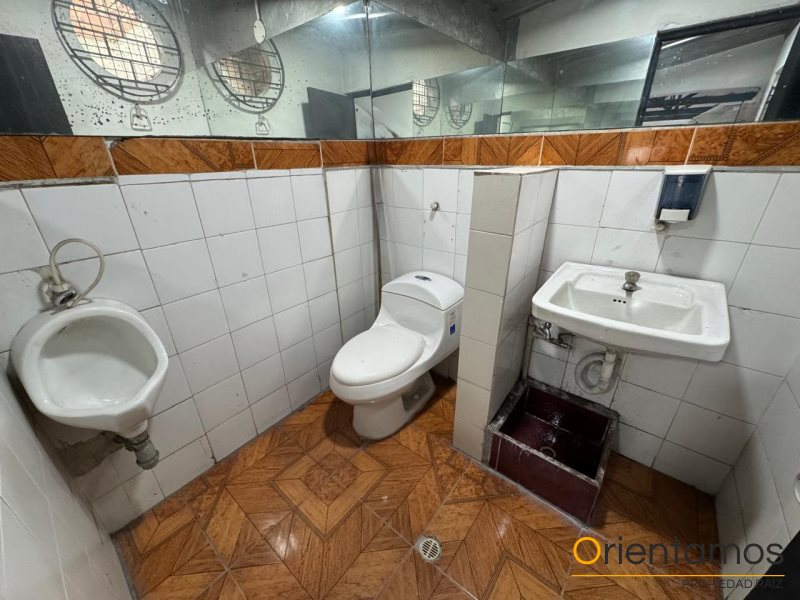 Bodega disponible para el arriendo en Medellín el codigo es 15809 foto numero 11