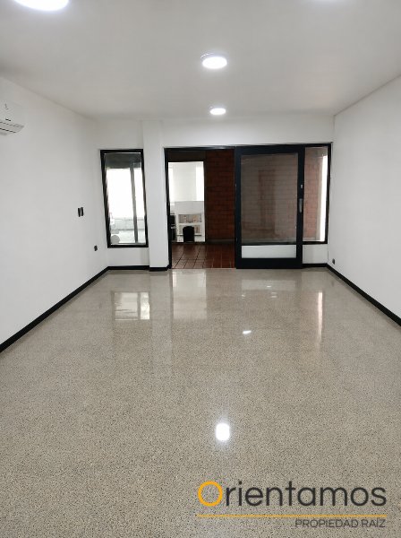 Local disponible para el arriendo en Medellín el codigo es 16701 foto numero 3