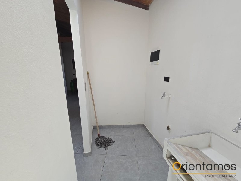 Apartamento disponible para el arriendo en Medellín el codigo es 21541 foto numero 8