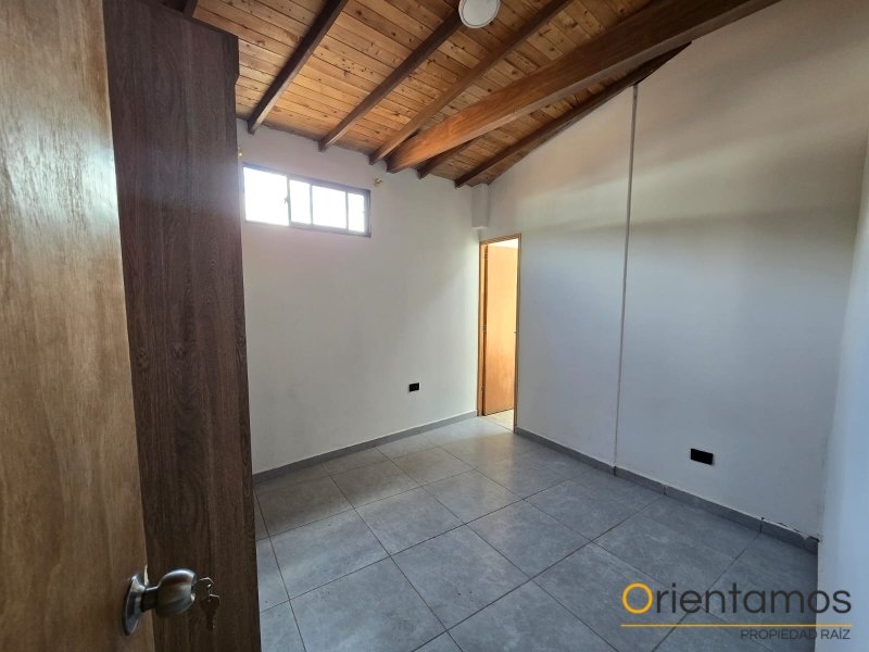 Apartamento disponible para el arriendo en Medellín el codigo es 21541 foto numero 7