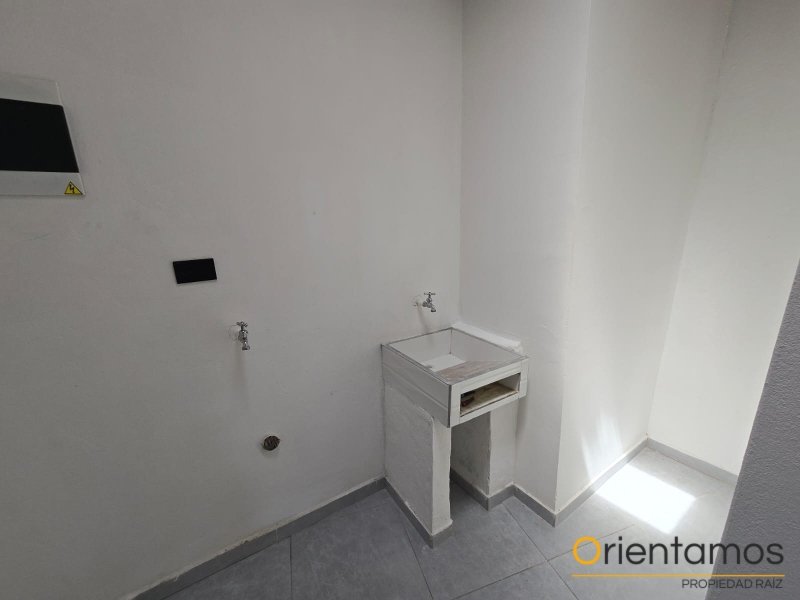 Apartamento disponible para el arriendo en Medellín el codigo es 21541 foto numero 9