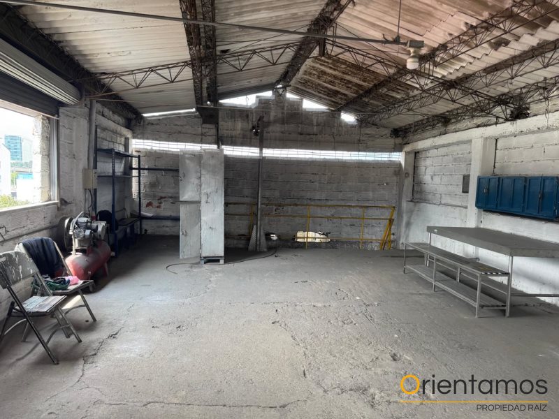 Bodega disponible para el arriendo en Medellín el codigo es 20654 foto numero 2