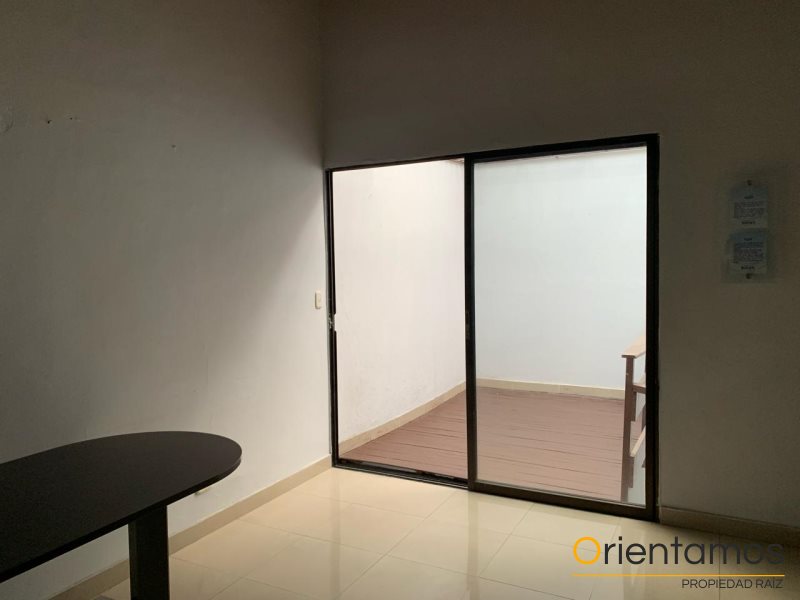 Casa-local disponible para el arriendo en Medellín el codigo es 19011 foto numero 16