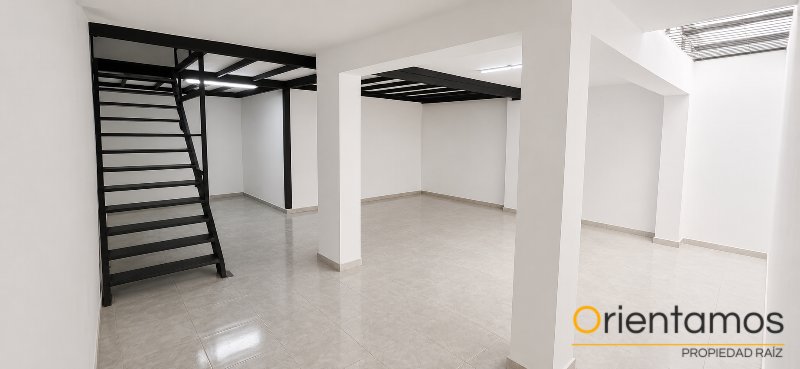 Bodega disponible para el arriendo en Medellín el codigo es 21167 foto numero 2