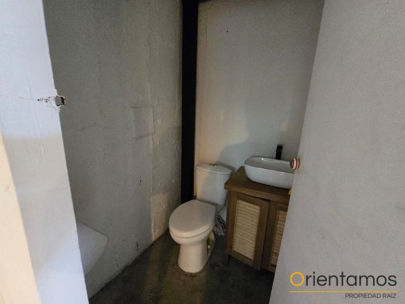 Local para el arriendo en Medellín - Manila el codigo es 21142 foto numero 9