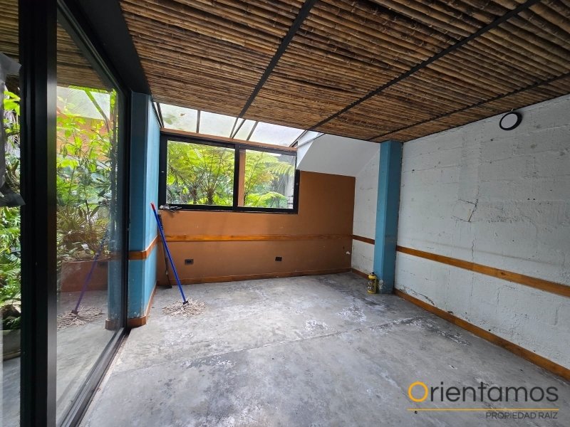 Local para el arriendo en Medellín - Manila el codigo es 21142 foto numero 6