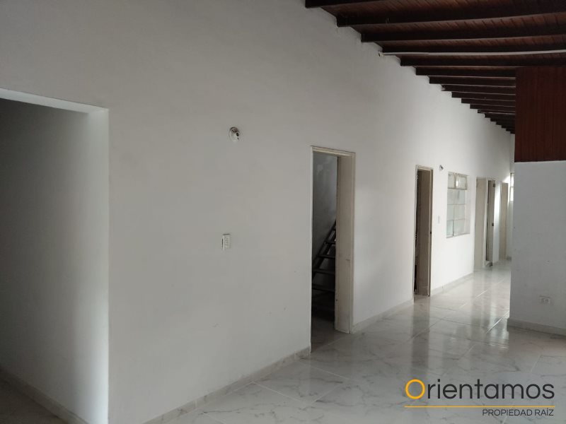 Casa-local disponible para el arriendo en Medellín el codigo es 20713 foto numero 6
