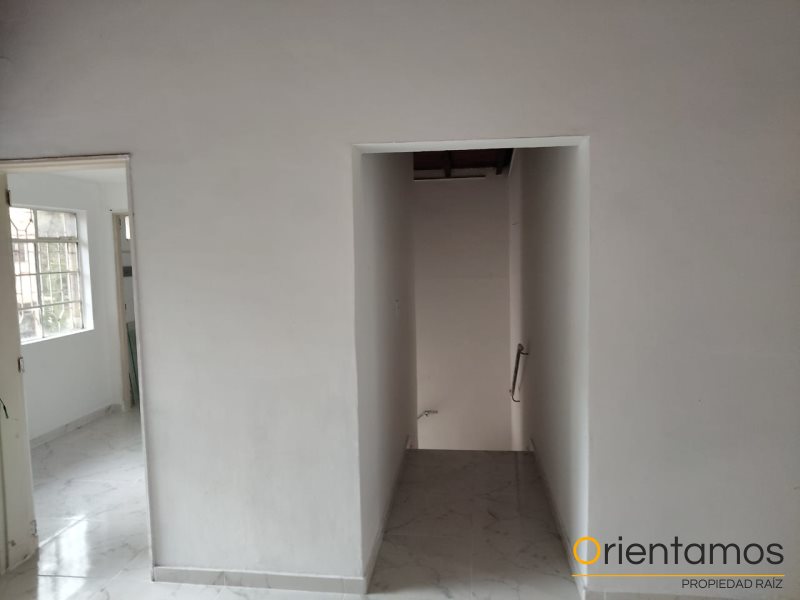 Casa-local disponible para el arriendo en Medellín el codigo es 20713 foto numero 7