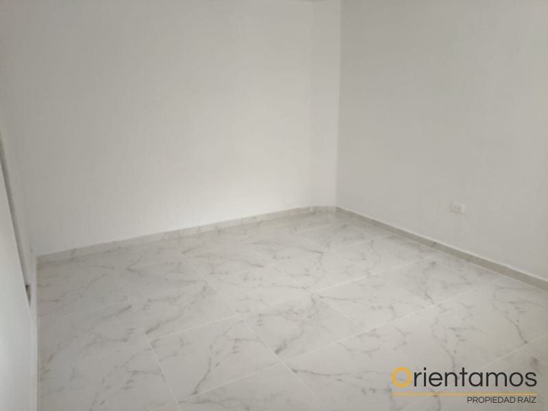 Casa-local disponible para el arriendo en Medellín el codigo es 20713 foto numero 8