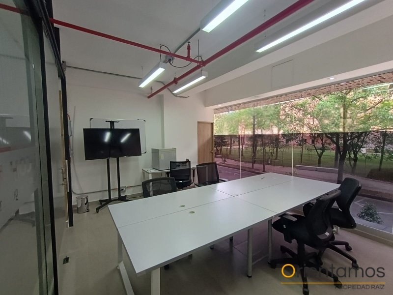 Oficina disponible para el arriendo en Medellín el codigo es 21378 foto numero 4