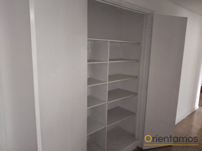 Apartamento disponible para el arriendo en Medellín el codigo es 20717 foto numero 7