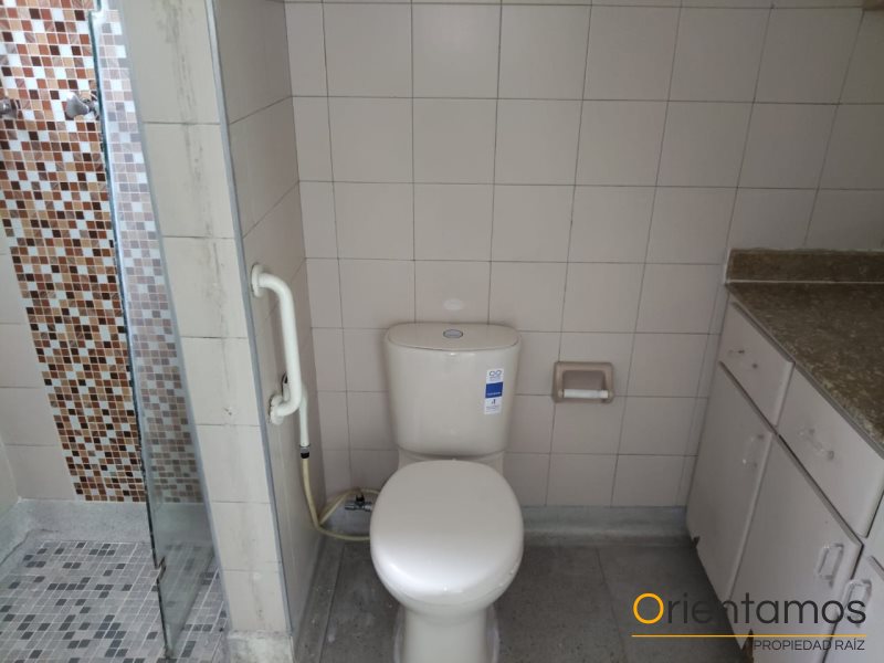 Apartamento disponible para el arriendo en Medellín el codigo es 20717 foto numero 14