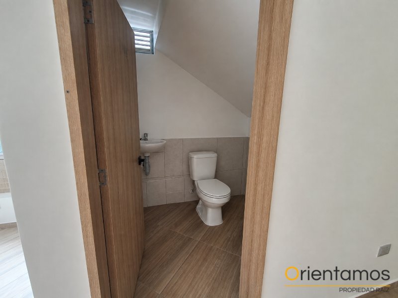 Local disponible para el arriendo en Envigado el codigo es 21467 foto numero 8