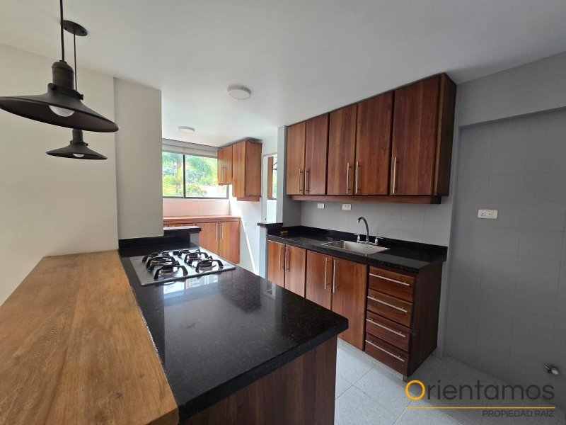 Apartamento disponible para el arriendo en Medellín el codigo es 16834 foto numero 7