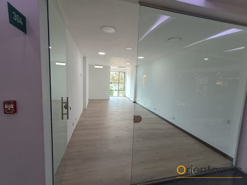Local disponible para el arriendo en Medellín el codigo es 21399 foto numero 2