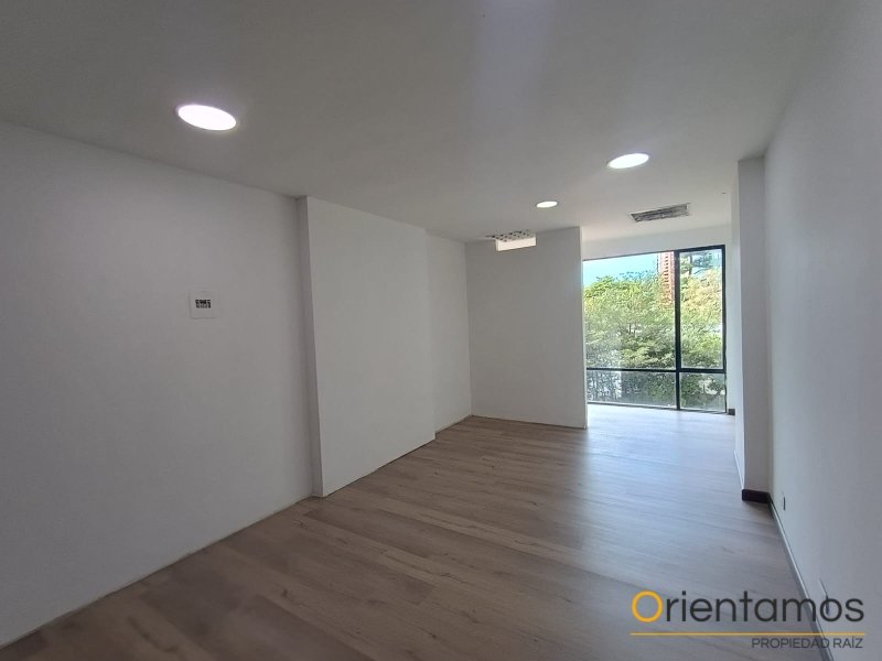 Local disponible para el arriendo en Medellín el codigo es 21399 foto numero 4