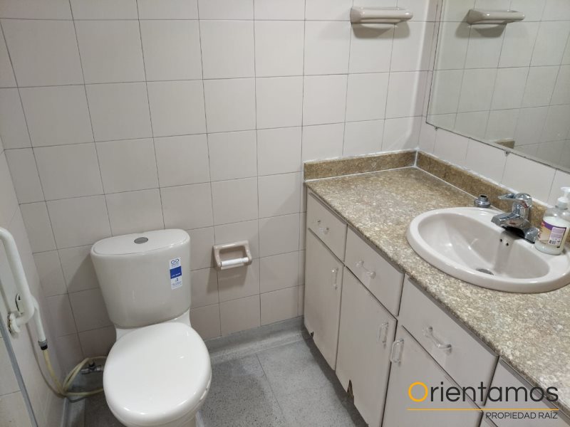 Apartamento disponible para el arriendo en Medellín el codigo es 20717 foto numero 13
